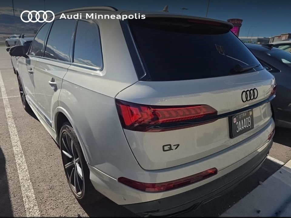 Thumbnail: 2023 Audi Q7 - 10