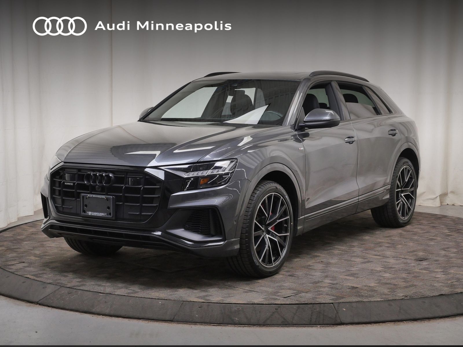 Thumbnail: 2023 Audi Q8 - 1