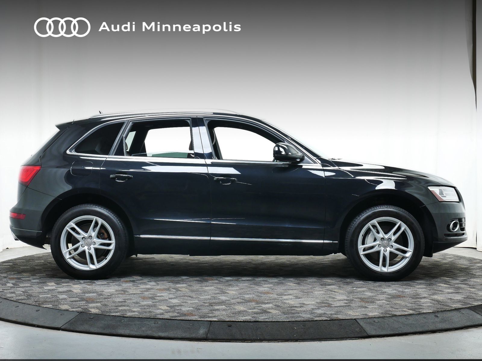 Thumbnail: 2014 Audi Q5 - 8