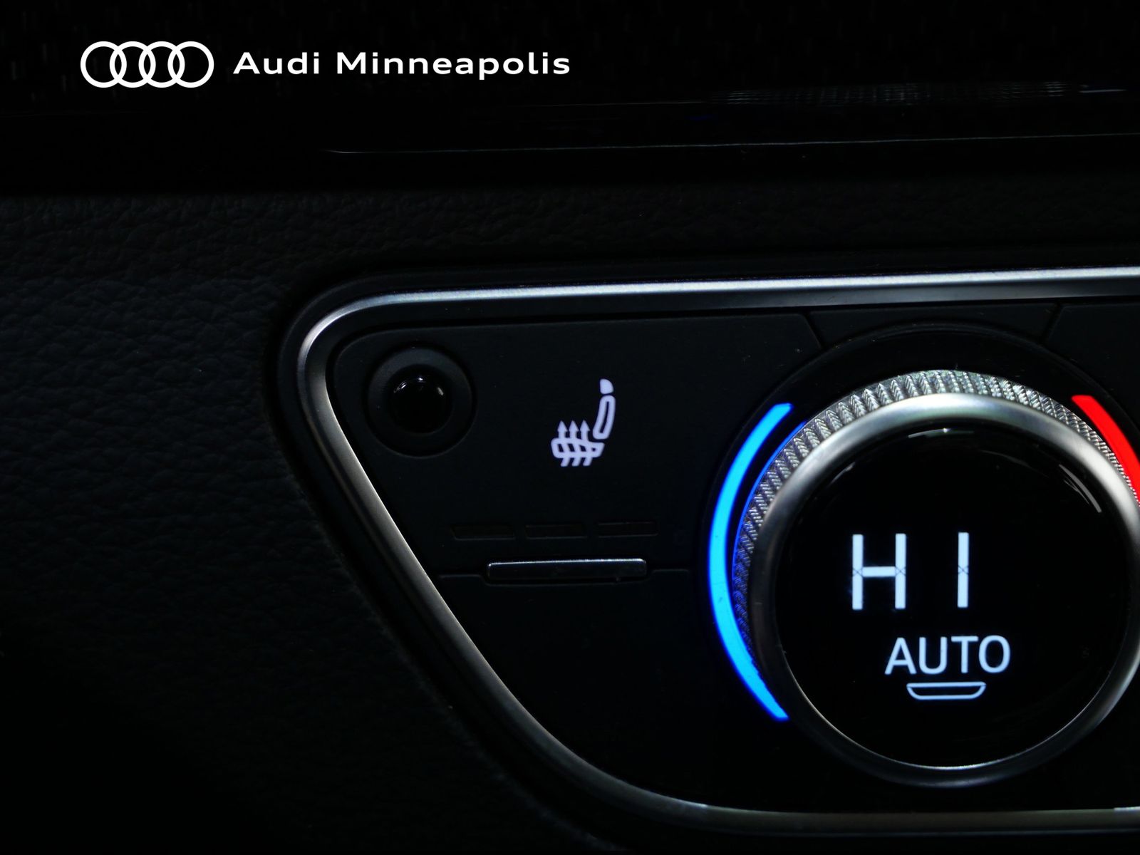 Thumbnail: 2021 Audi SQ5 - 30