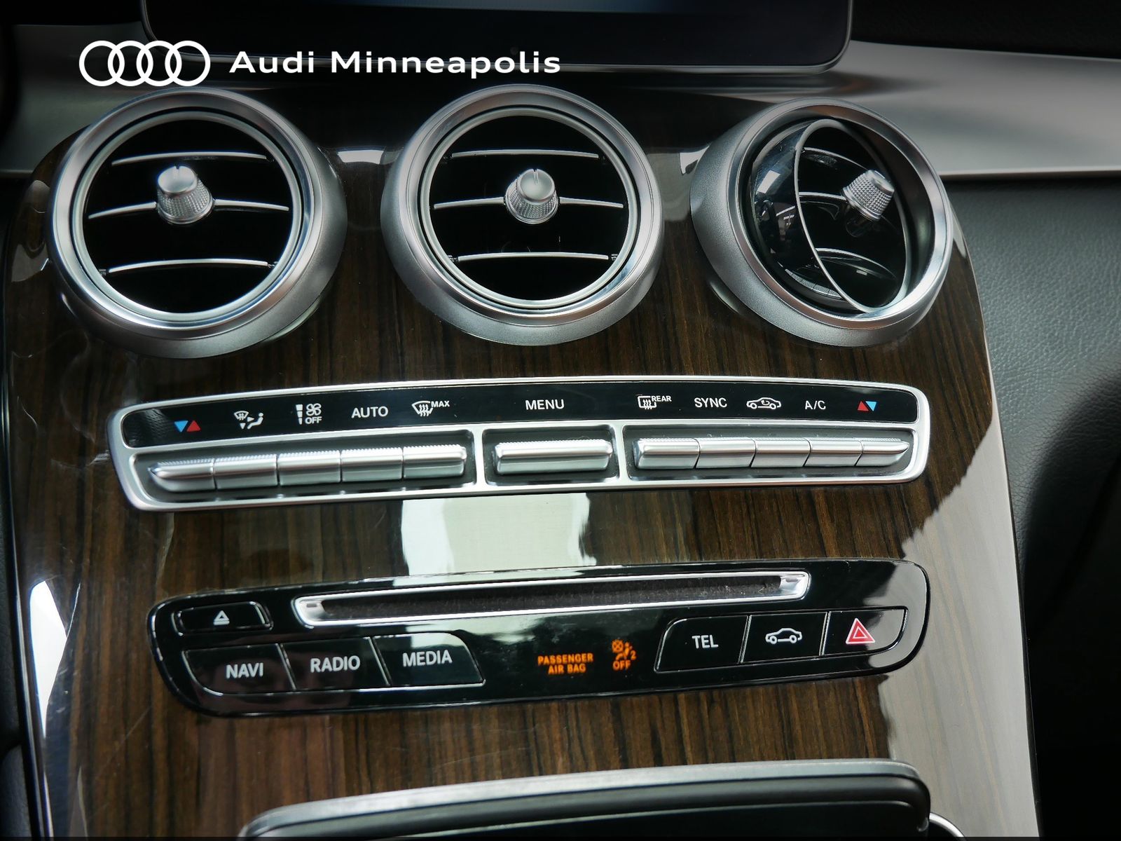 Thumbnail: 2019 Mercedes-Benz GLC - 26