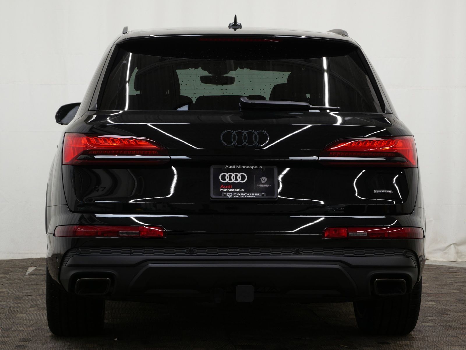 Thumbnail: 2026 Audi Q7 - 5