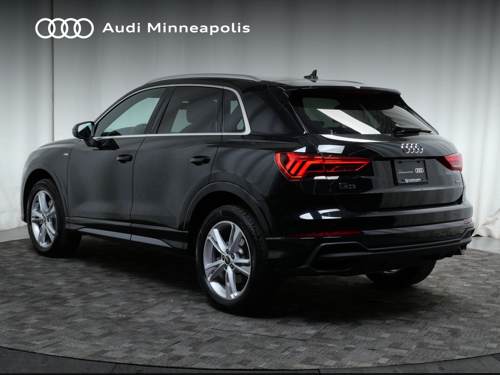 Thumbnail: 2023 Audi Q3 - 3