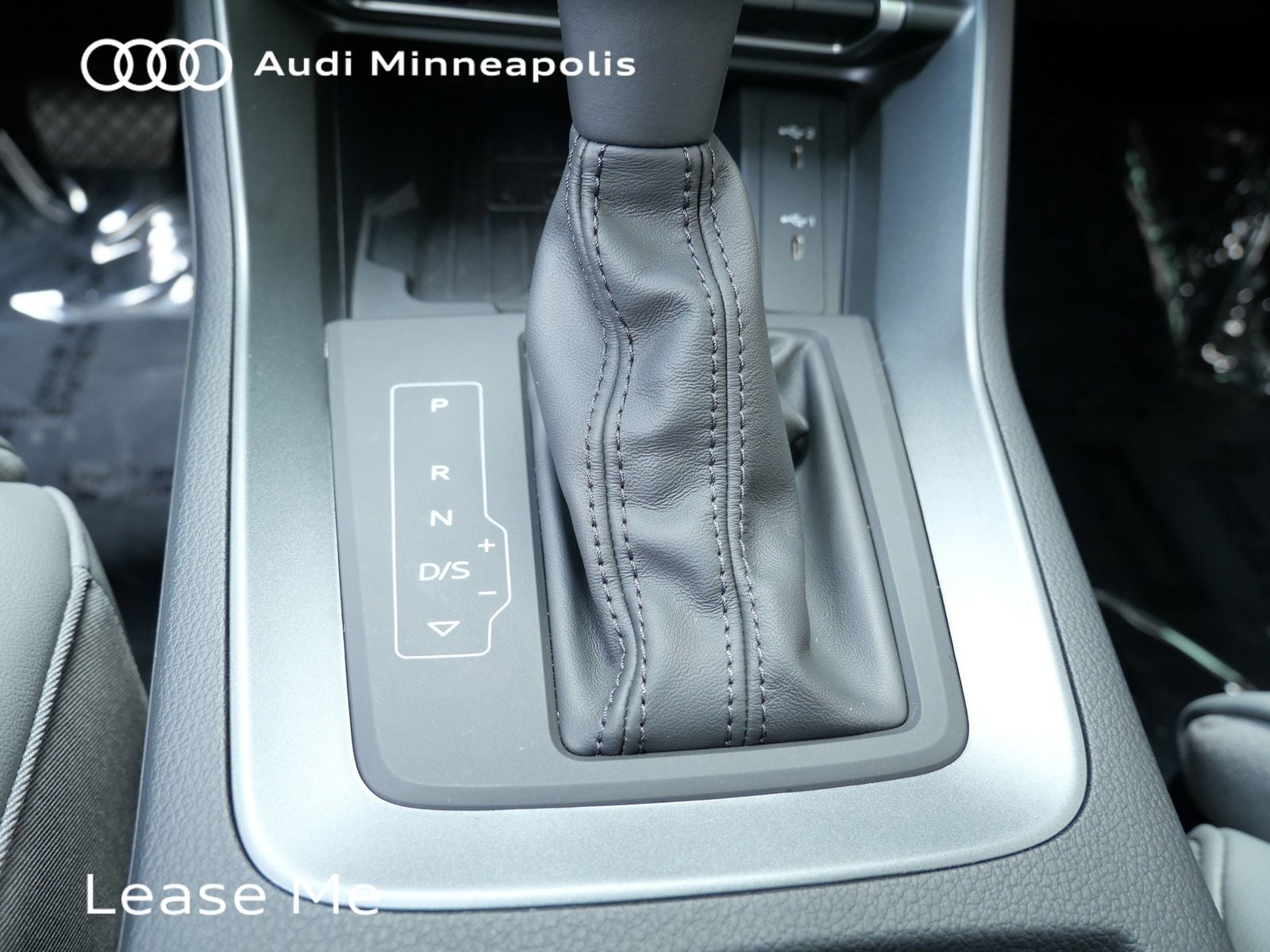 Thumbnail: 2025 Audi Q3 - 20