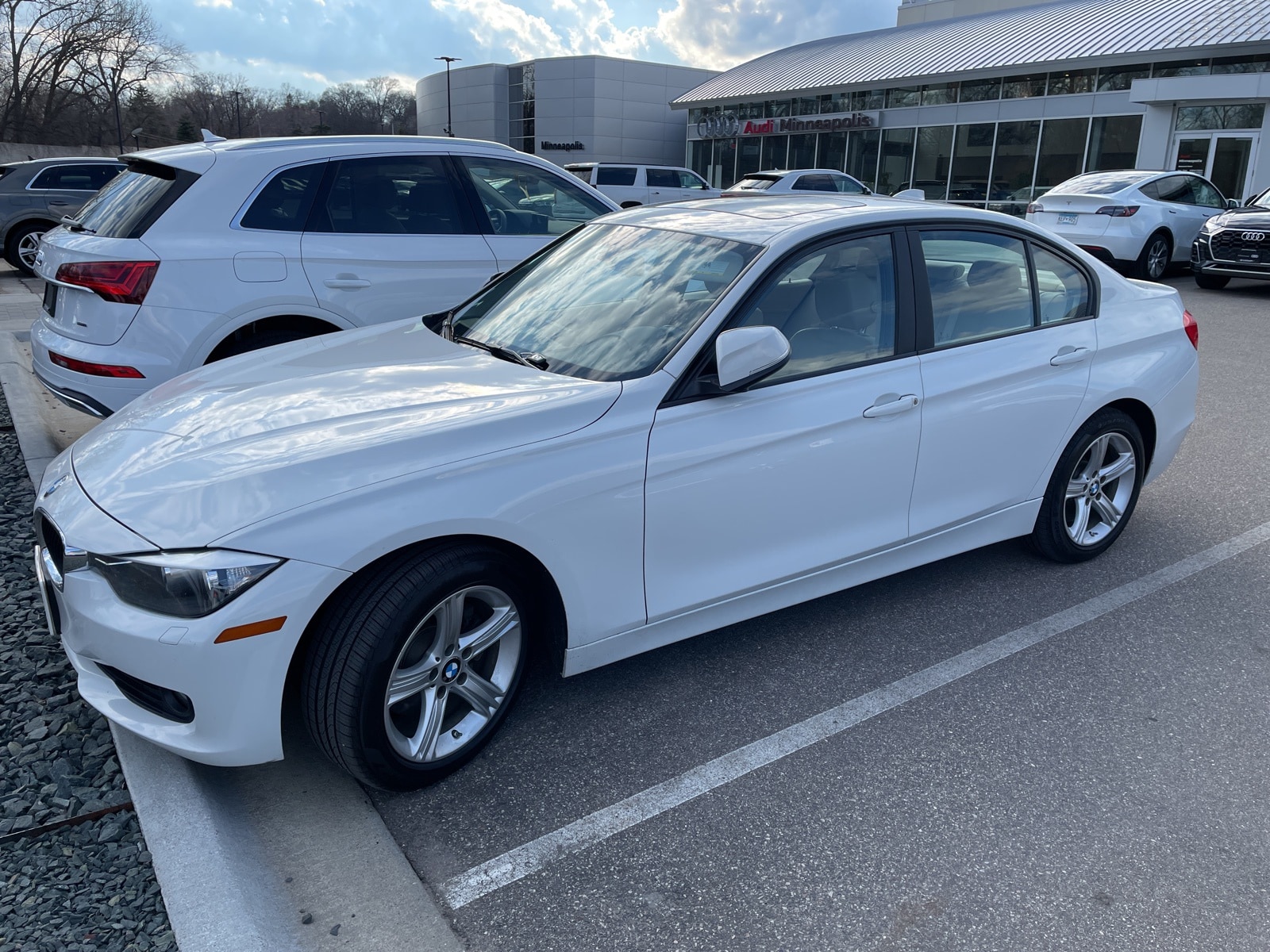 Used 2014 BMW 3 Series 328i with VIN WBA3B5G53ENS11495 for sale in Minneapolis, Minnesota