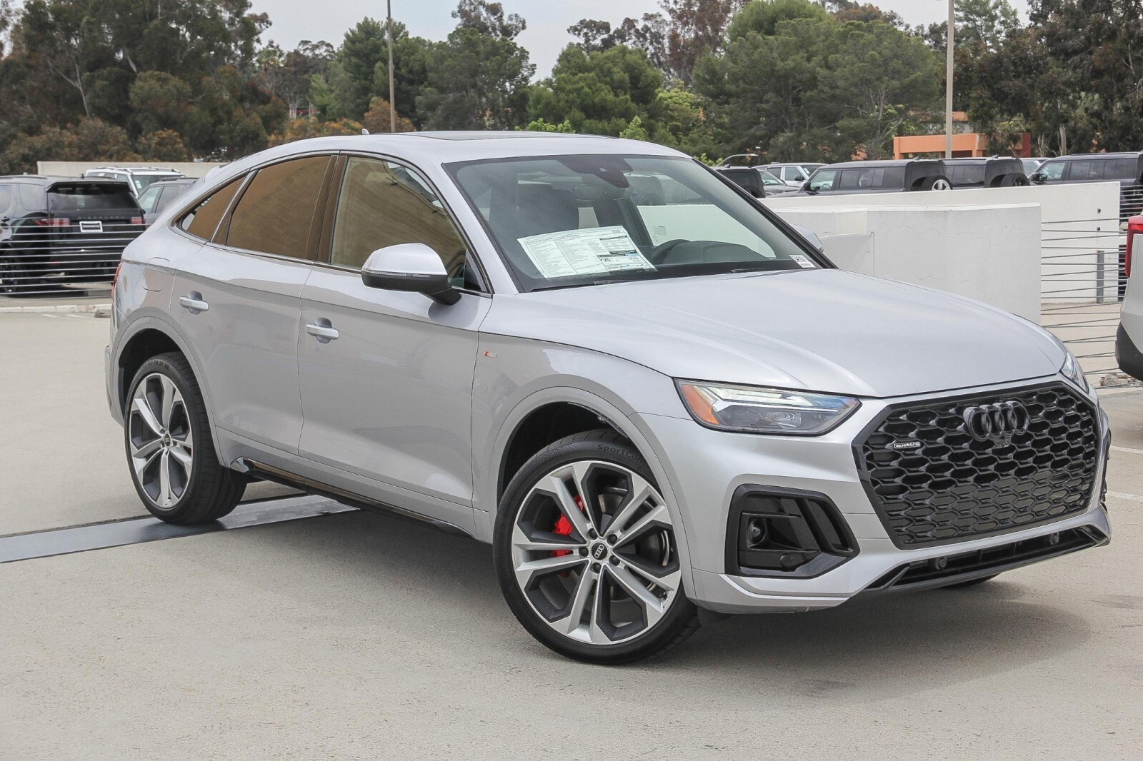Florett Silver 2025 Audi Q5 Sportback Sedan All-Wheel Drive Automatic