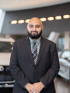 Staff member Saad Malik from 57e9deebb927