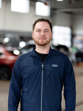 Staff member Daniel Wojtowicz from e4c6aa04ff40
