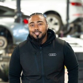 Staff member Jared Chan from 5687dfc7bc8a