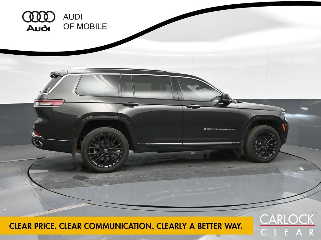 2022 Jeep Grand Cherokee L Summit photo 3