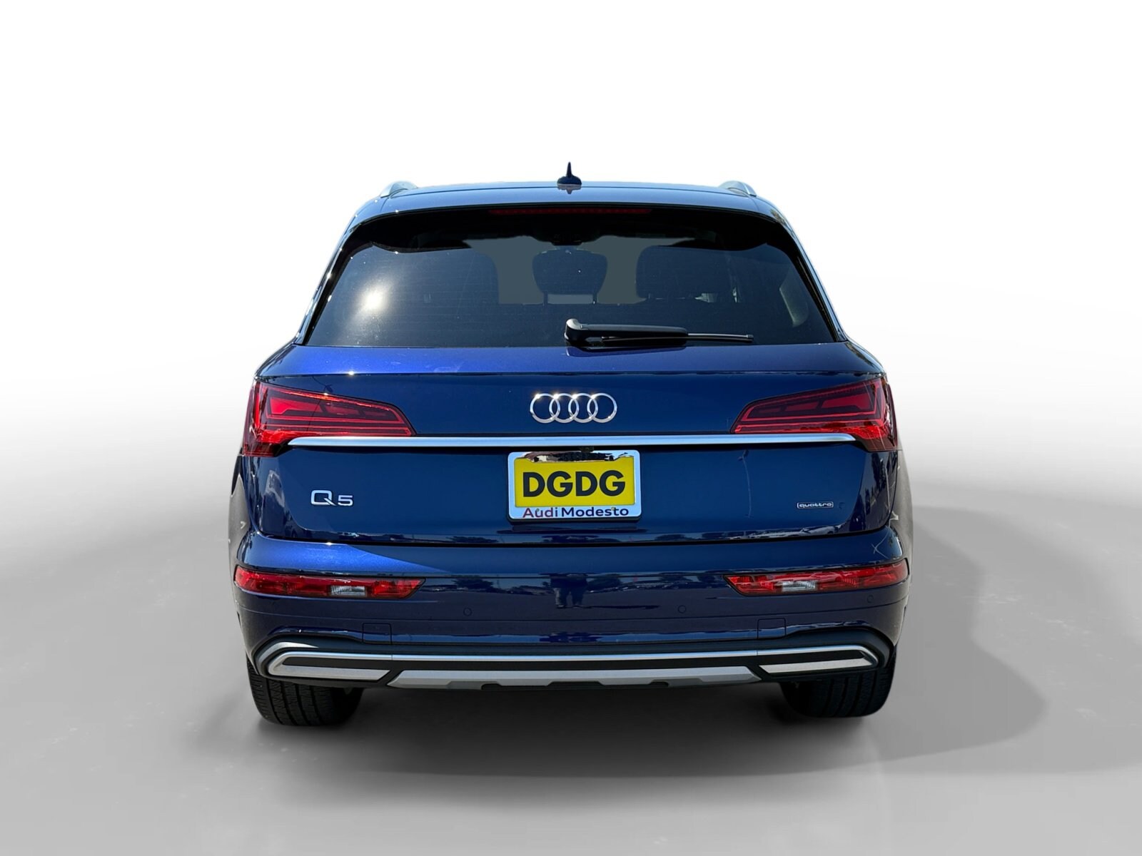 2021 Audi Q5 45 Premium Plus photo 4