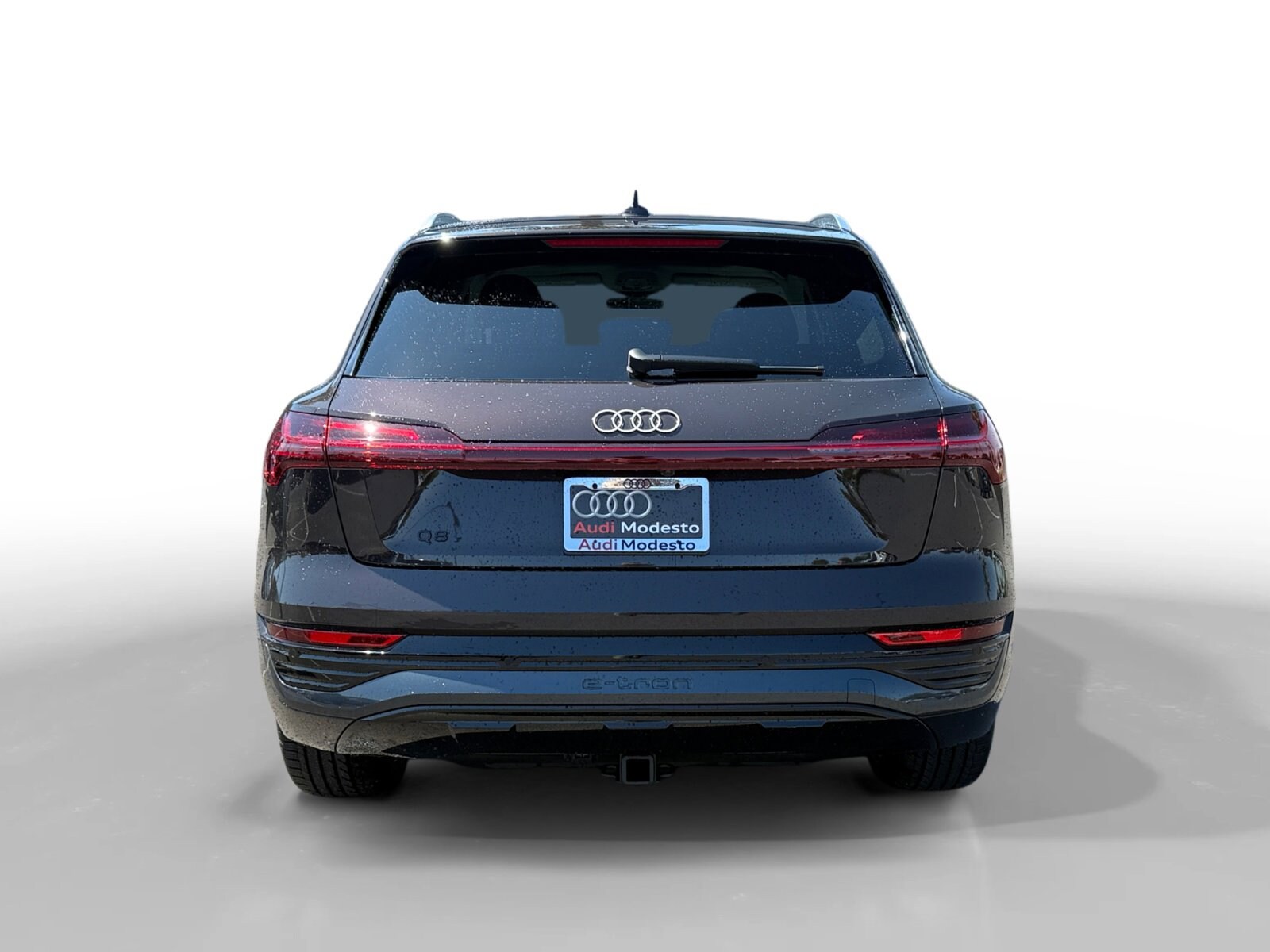 2024 Audi Q8 E-tron Prestige photo 4