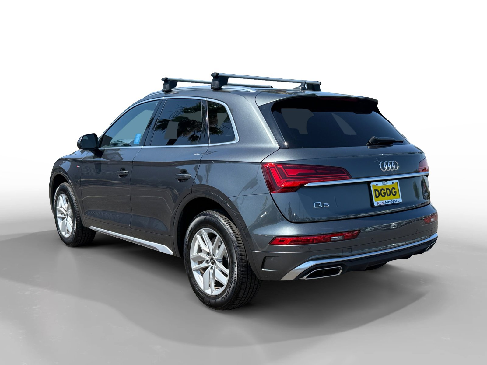 2022 Audi Q5 45 S line Premium photo 3