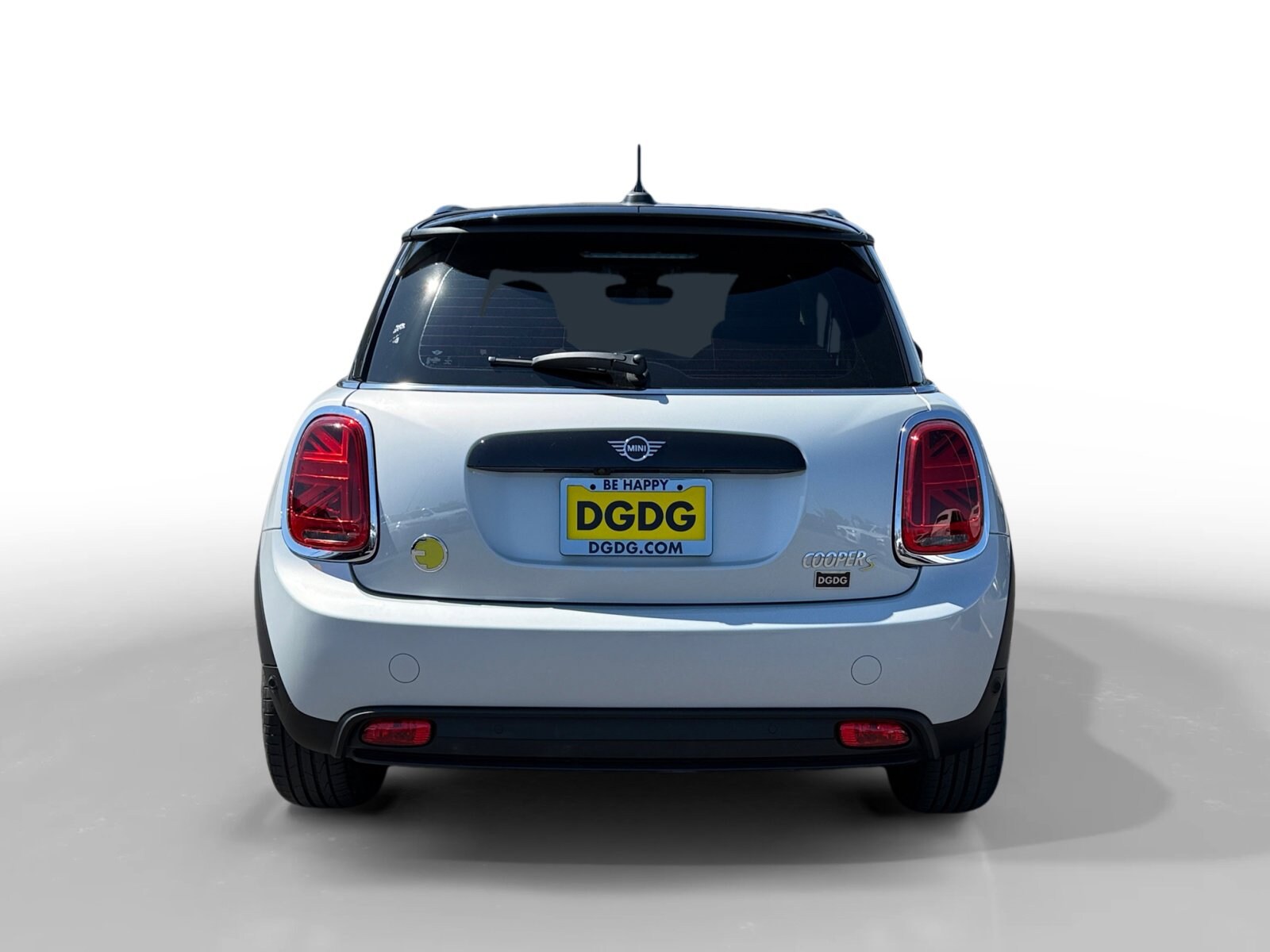 2023 Mini Cooper Hardtop SE photo 4