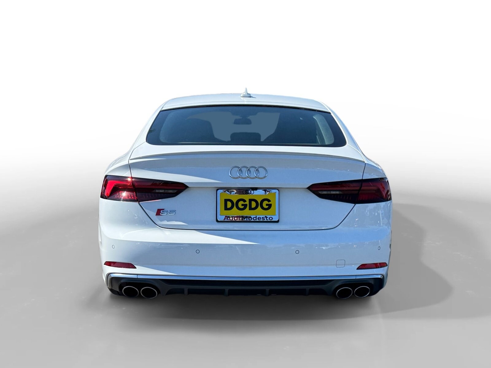 2019 Audi S5 Prestige photo 4