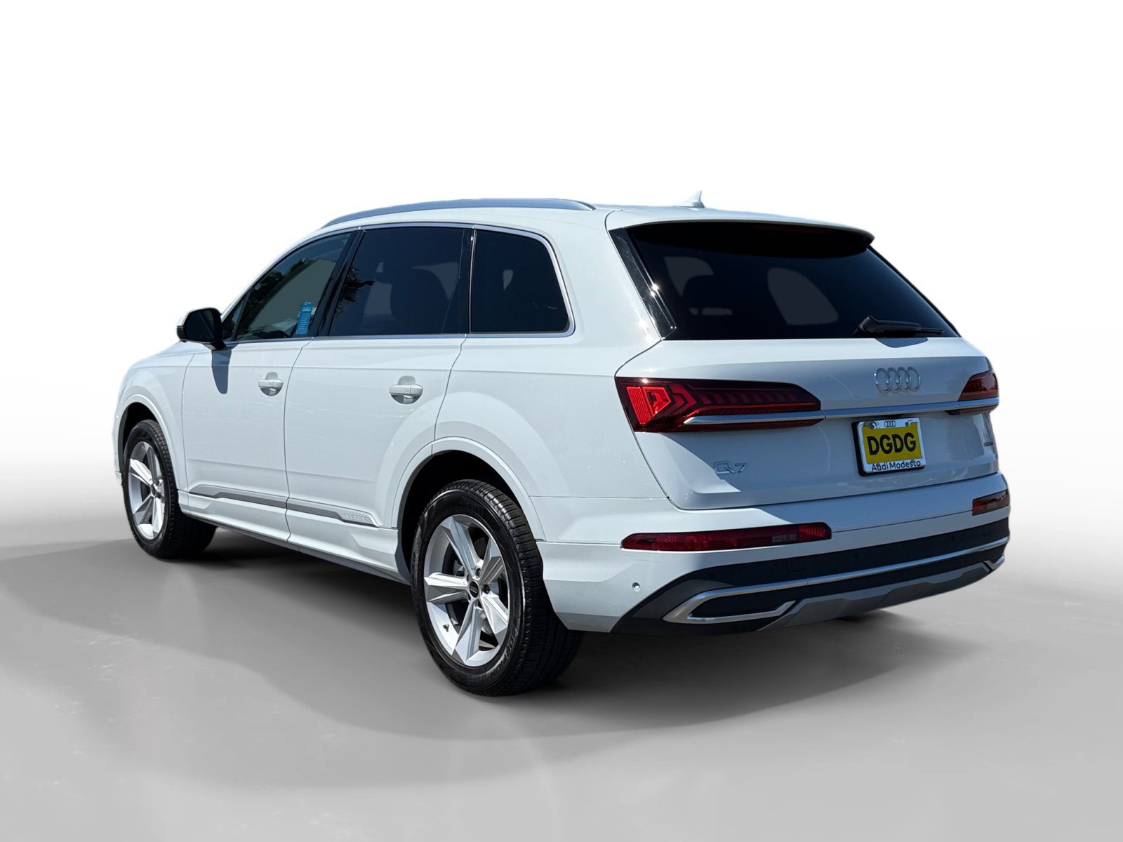 2022 Audi Q7 55 Premium photo 3