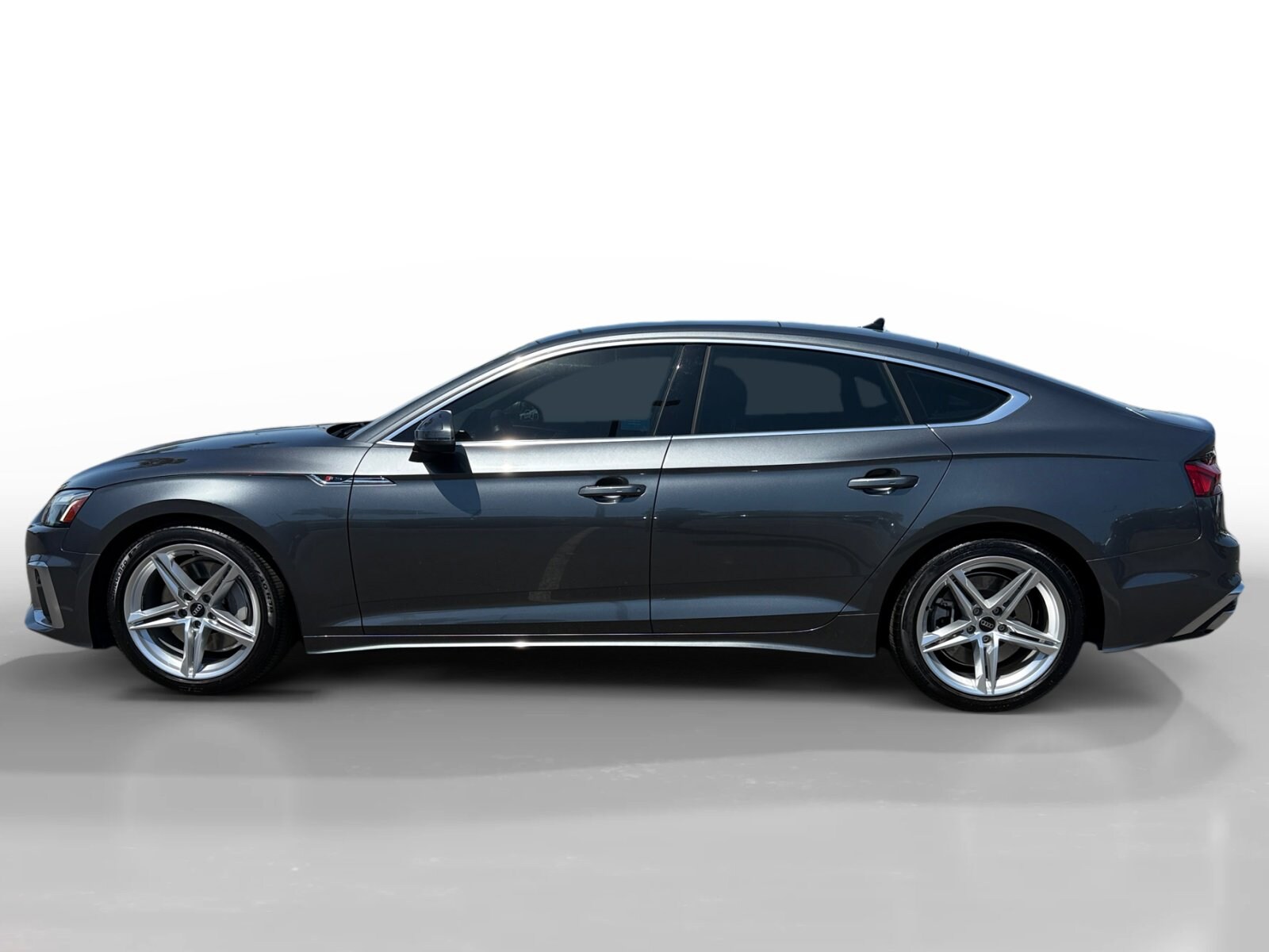 2022 Audi A5 S line Quattro Premium Plus photo 2