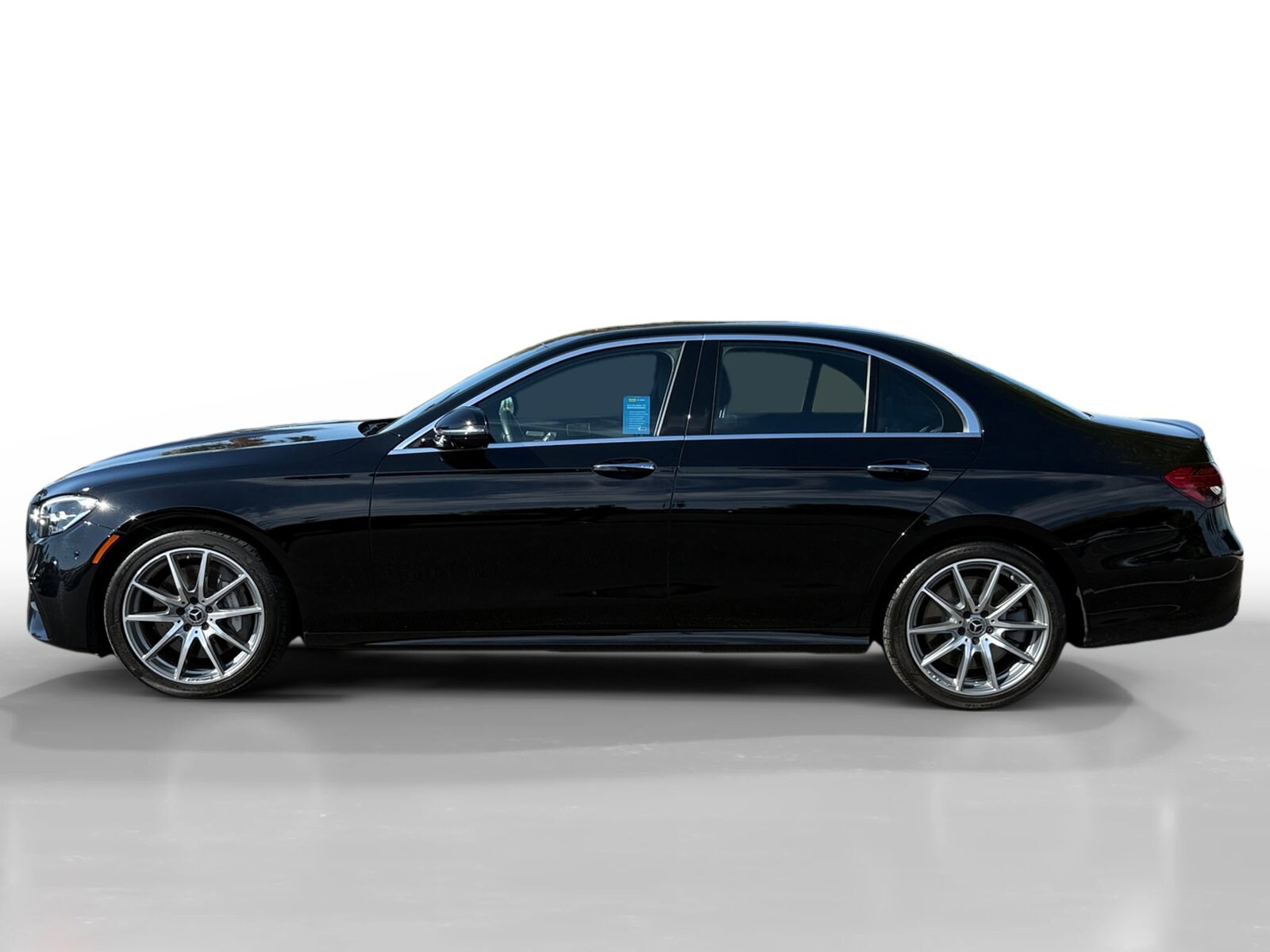 2022 Mercedes Benz E 450 4MATIC photo 2