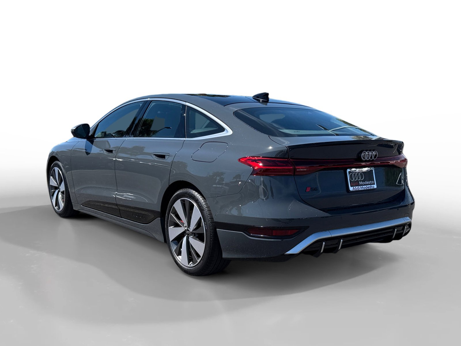 2025 Audi S6 Prestige photo 3