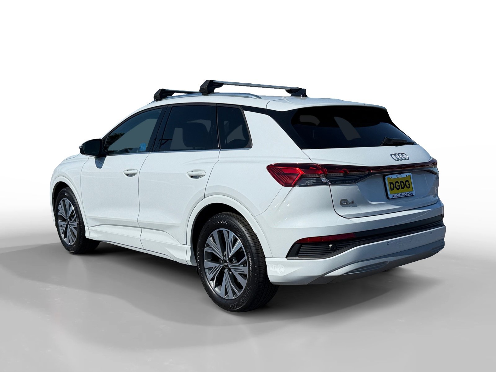 2023 Audi Q4 40 E-tron Premium photo 3