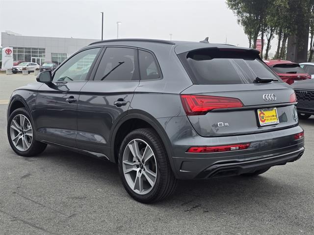 2025 Audi Q5 Premium S line 45 TFSI photo 2