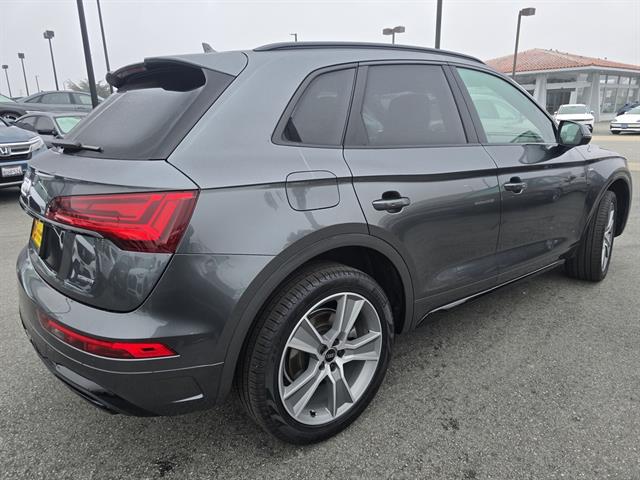 2025 Audi Q5 Premium S line 45 TFSI photo 4