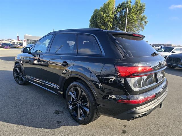 2025 Audi Q7 Prestige 55 photo 2