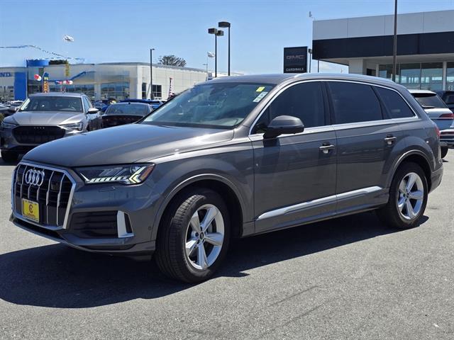 2024 Audi Q7 Premium Plus photo 3