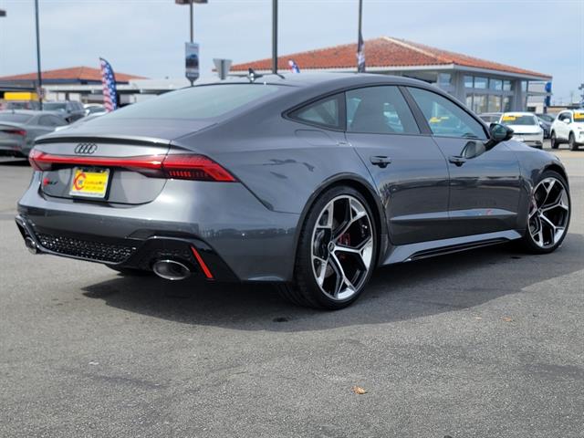 2024 Audi RS 7 Performance photo 4