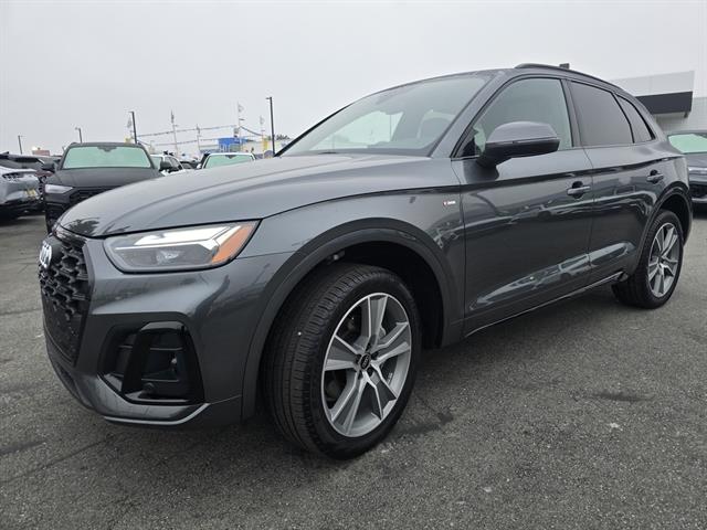 2025 Audi Q5 Premium S line 45 TFSI photo 3