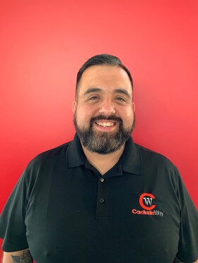 Staff member Manny Serrano from ID_007259e451be