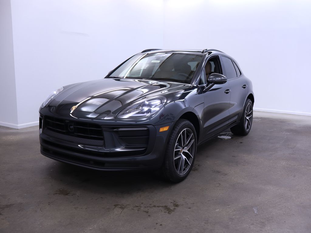 2025 Porsche Macan