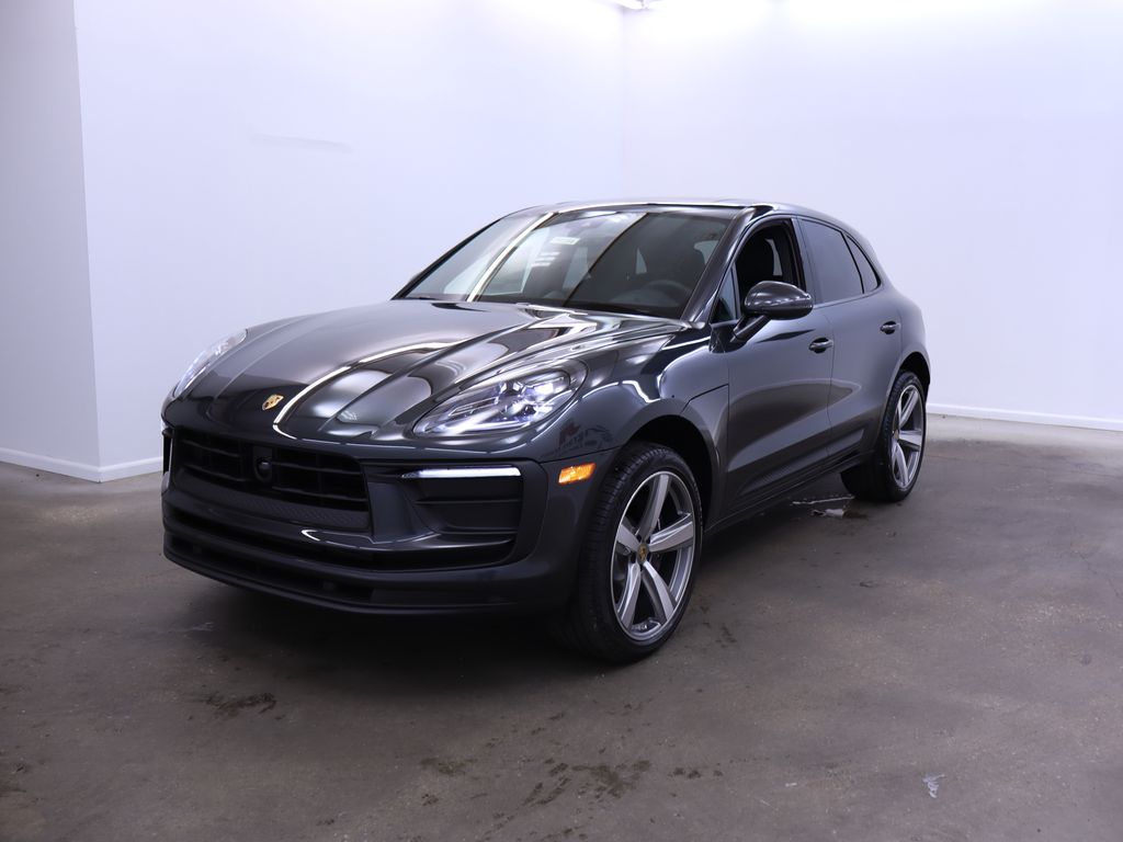 2025 Porsche Macan
