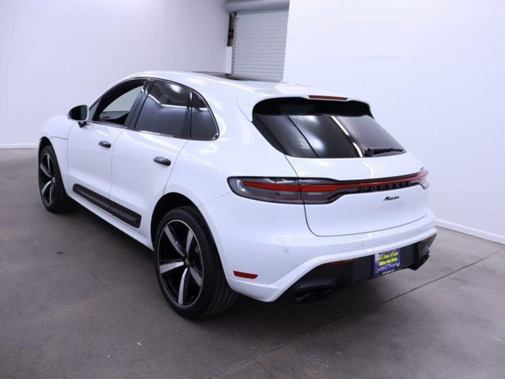 Used 2024 Porsche Macan SUV
