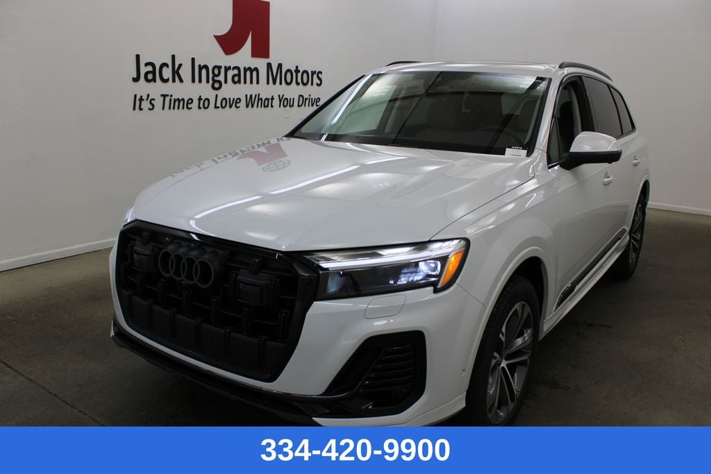 2026 Audi Q7 45 Premium quattro Tiptronic's photo