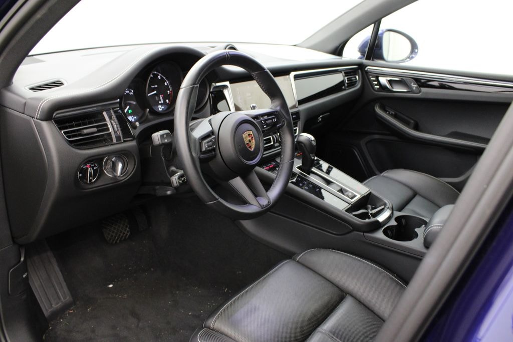 Certified 2024 Porsche Macan SUV