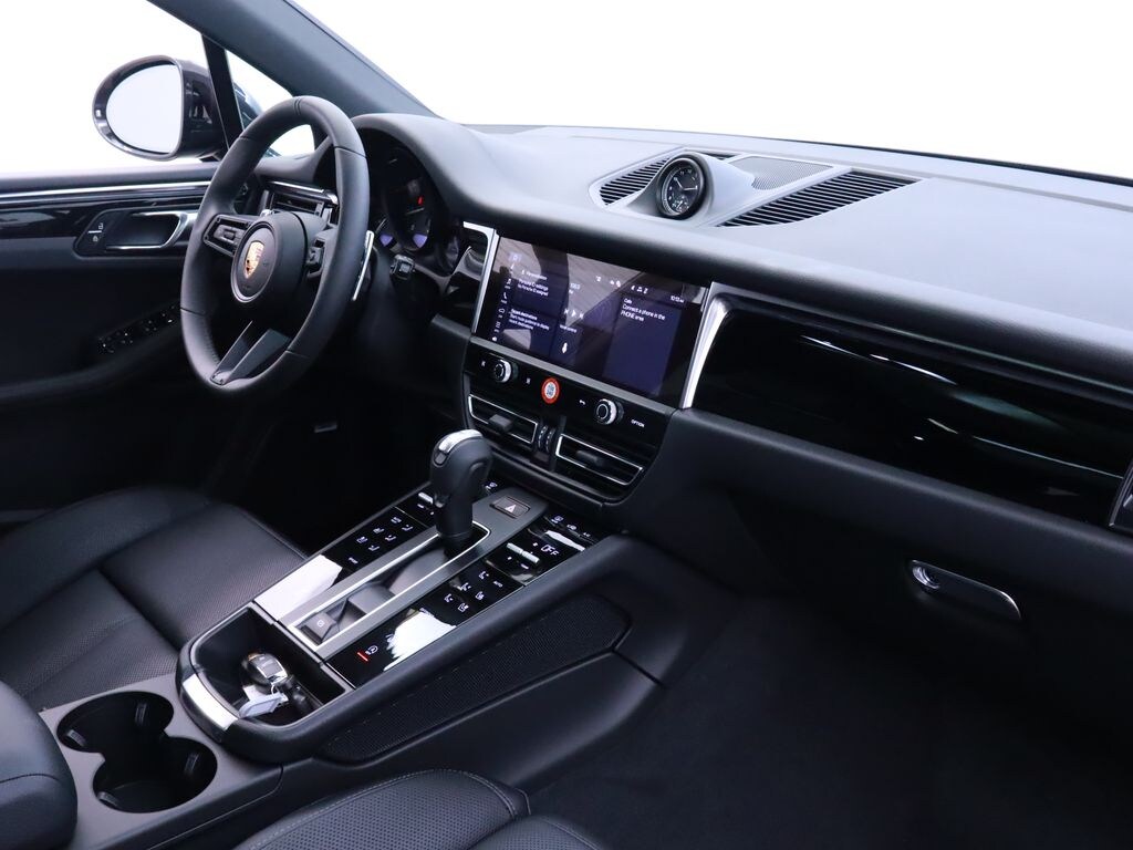 Used 2025 Porsche Macan SUV