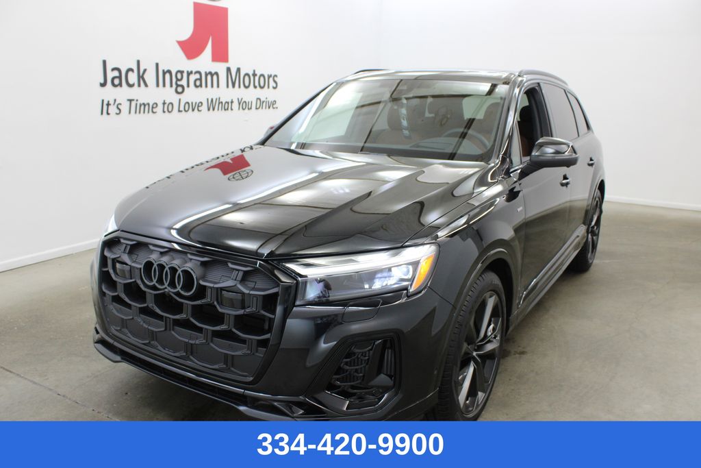 2026 Audi Q7 55 Prestige quattro Tiptronic's photo