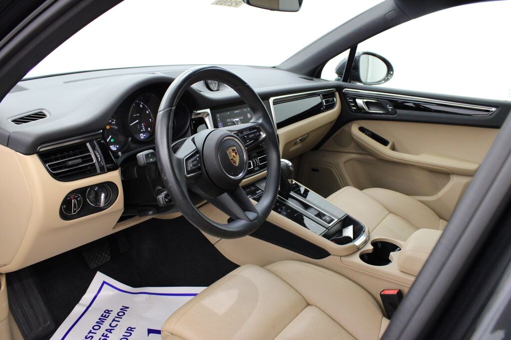Certified 2024 Porsche Macan SUV