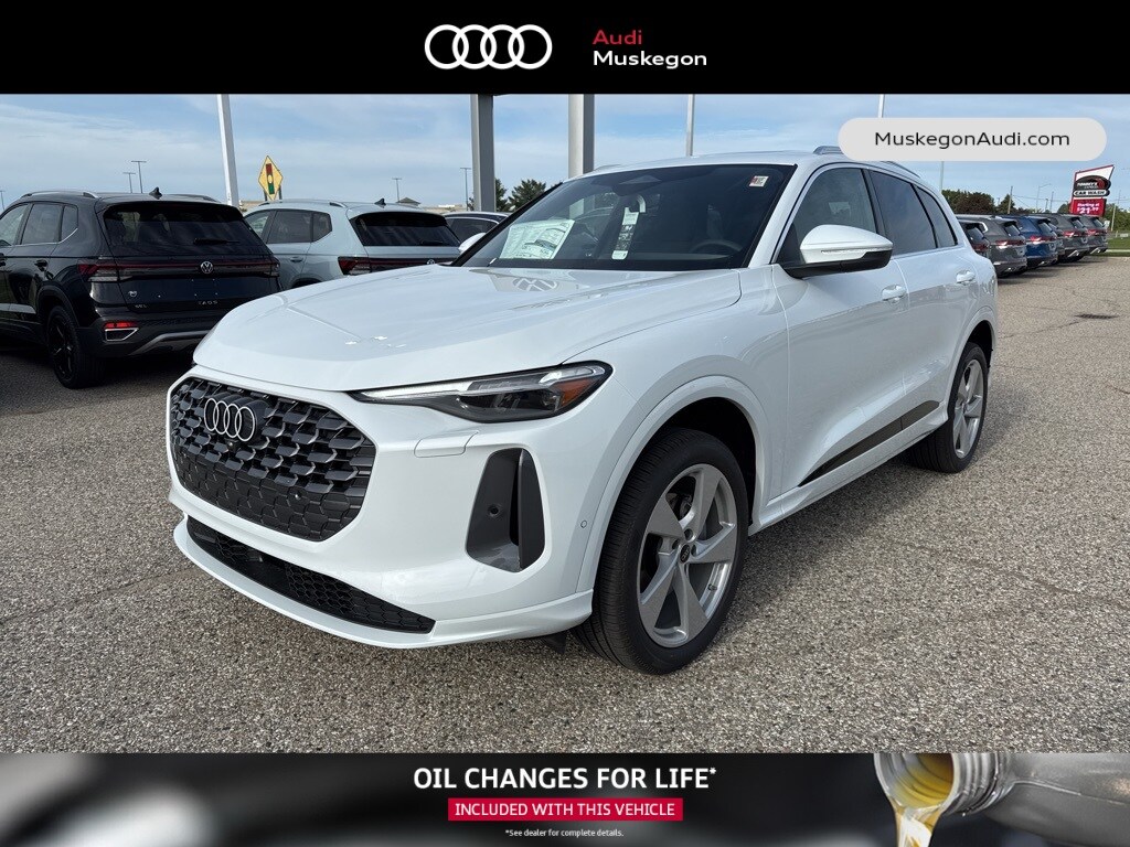 2025 Audi Q5 2.0T Premium Plus photo 3
