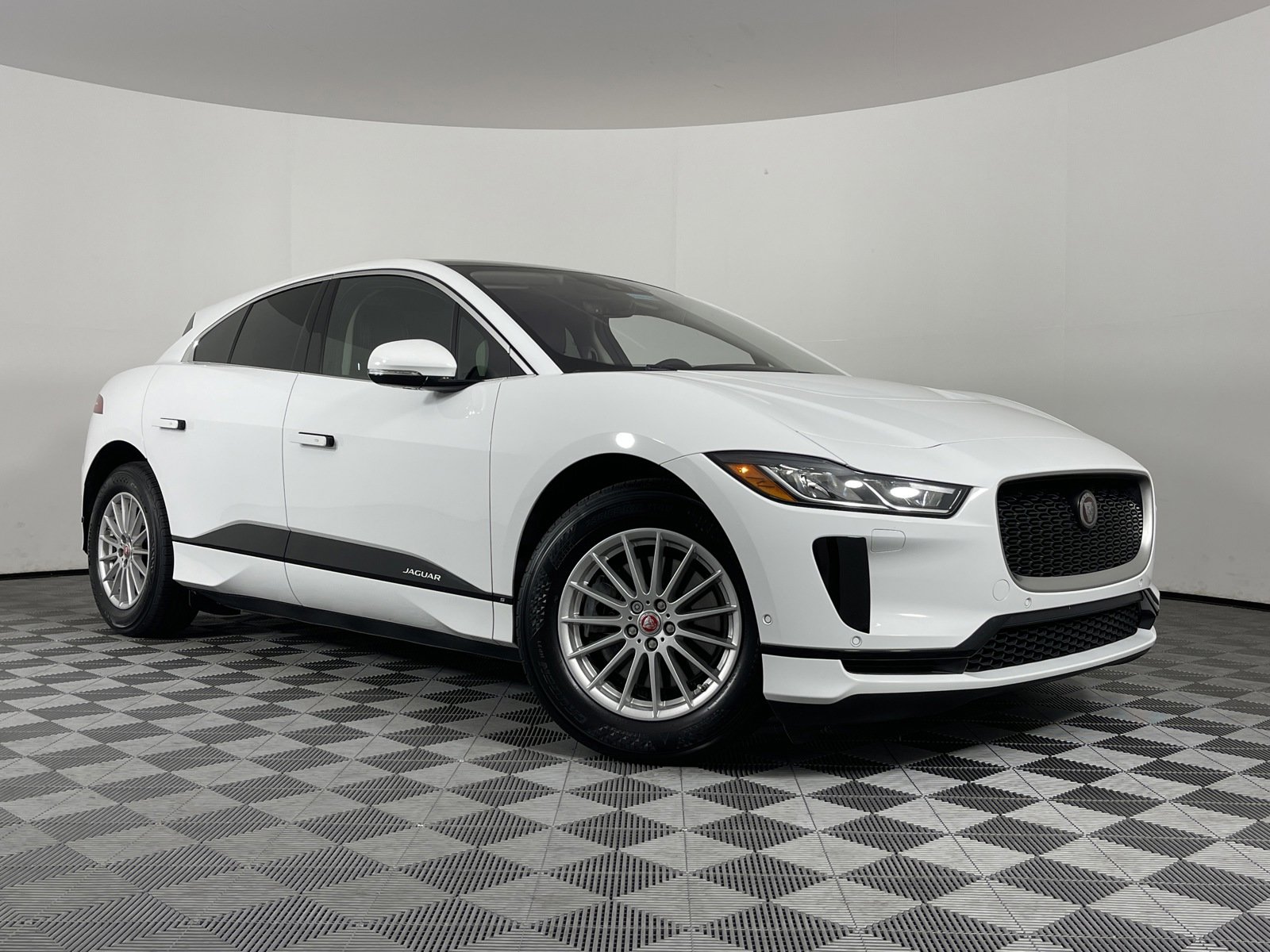Used 2020 Jaguar I-PACE S with VIN SADHB2S19L1F83589 for sale in Fairfield, CA