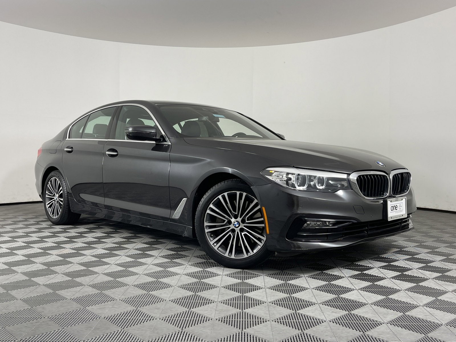 Used 2018 BMW 5 Series 530i with VIN WBAJA5C54JWA56639 for sale in Fairfield, CA