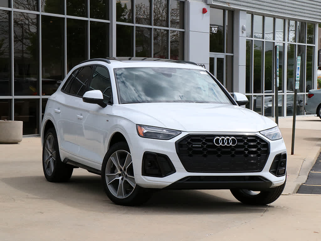 2025 Audi Q5 45 S line Premium photo 2