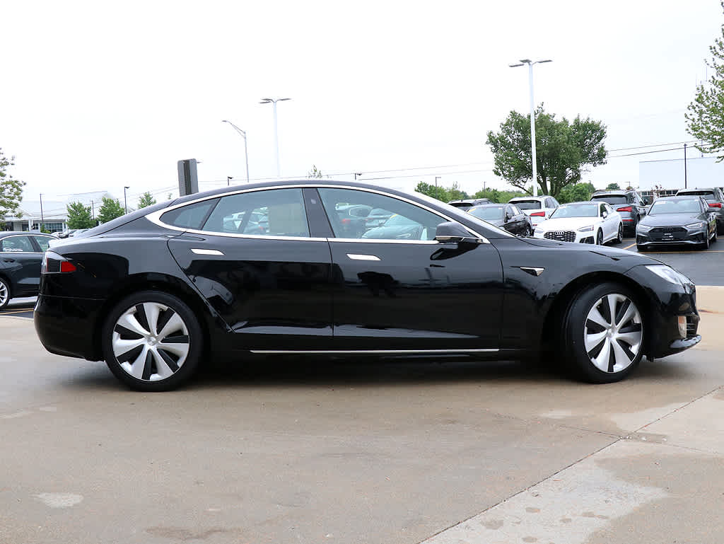 2021 Tesla Model S Long Range photo 2