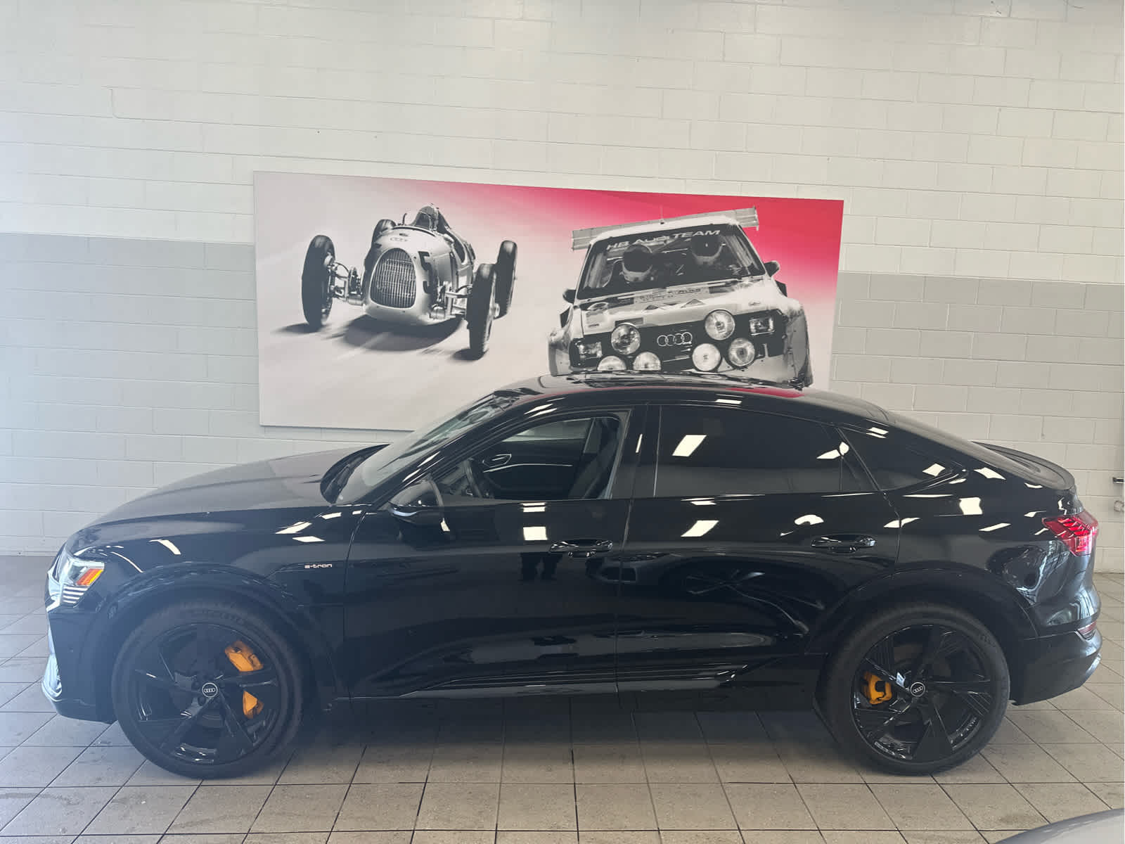 Certified 2022 Audi e-tron Sportback Prestige with VIN WA13AAGE8NB013408 for sale in Naperville, IL