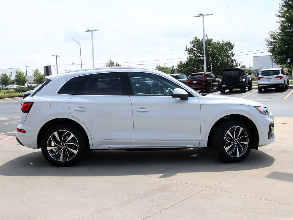 Certified 2021 Audi Q5 Premium Plus with VIN WA1BAAFY3M2086157 for sale in Naperville, IL