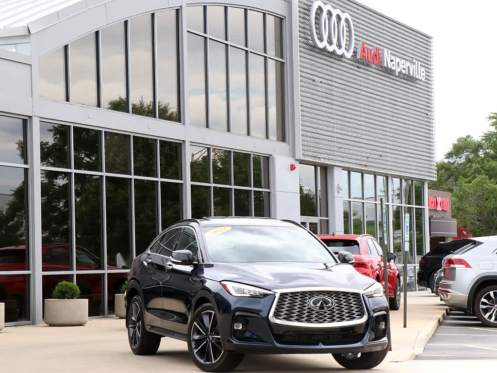 2022 Infiniti QX55 Essential photo 3