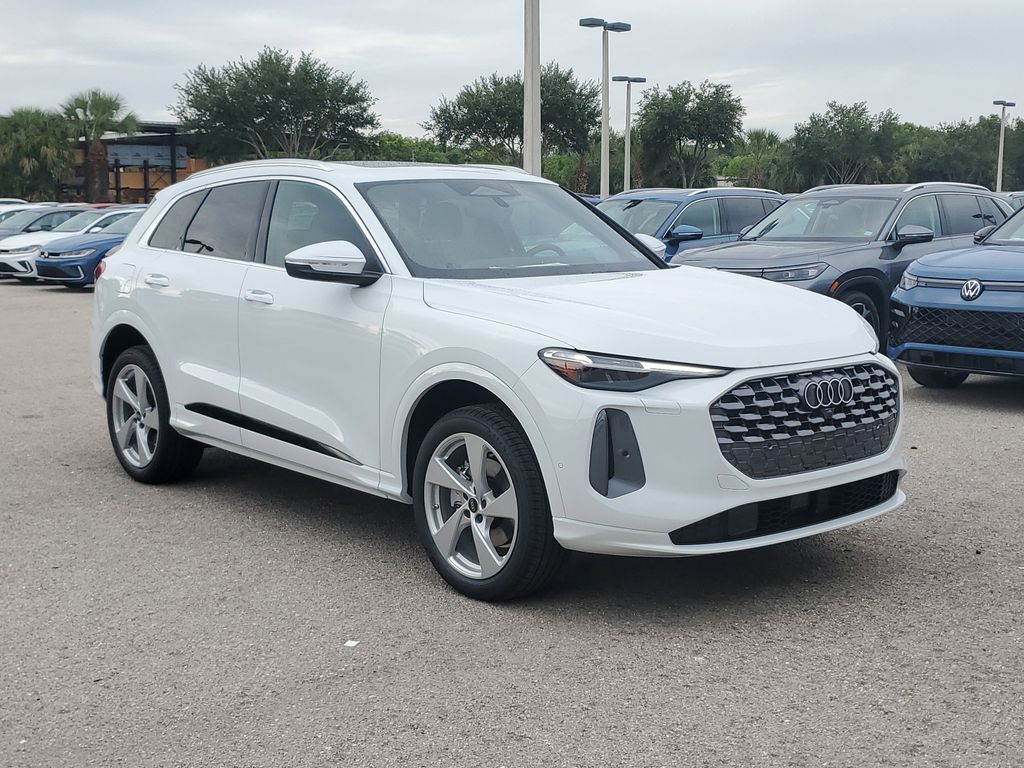 2026 Audi Q5 Premium Plus quattro's photo