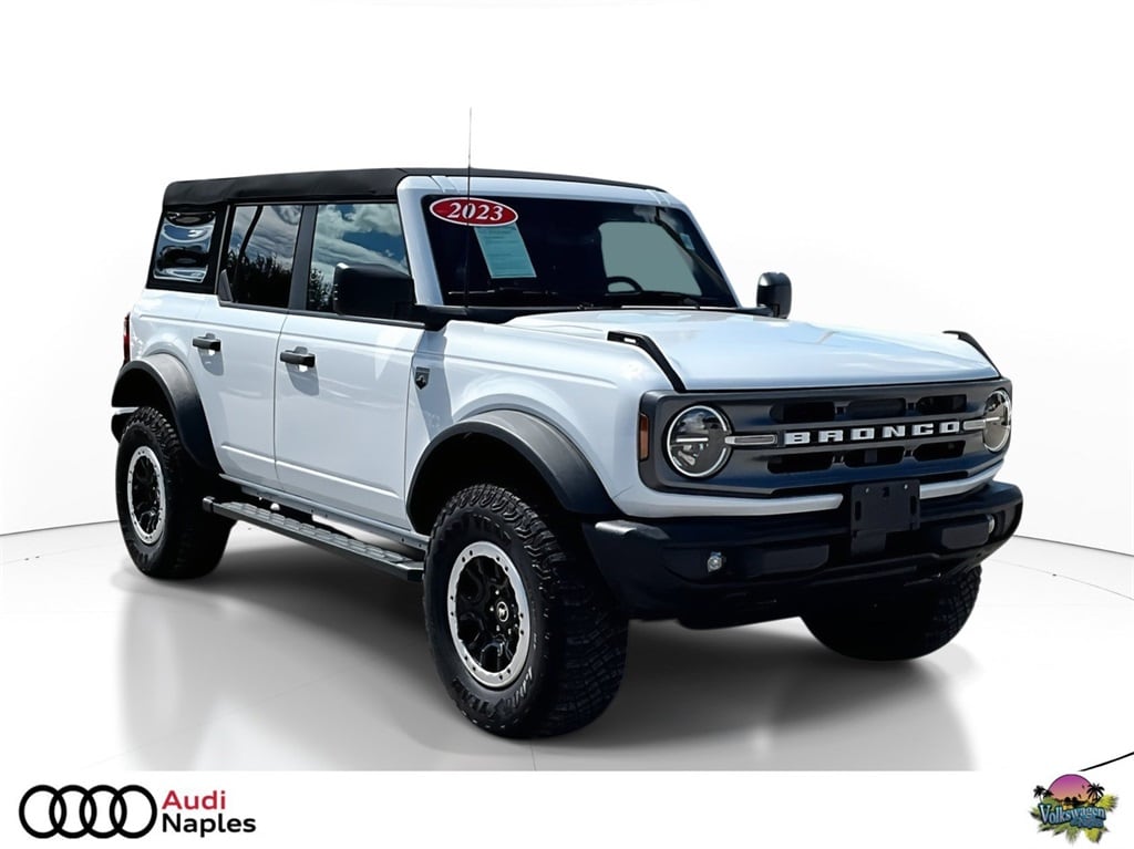 2023 Ford Bronco 4-Door Big Bend's photo