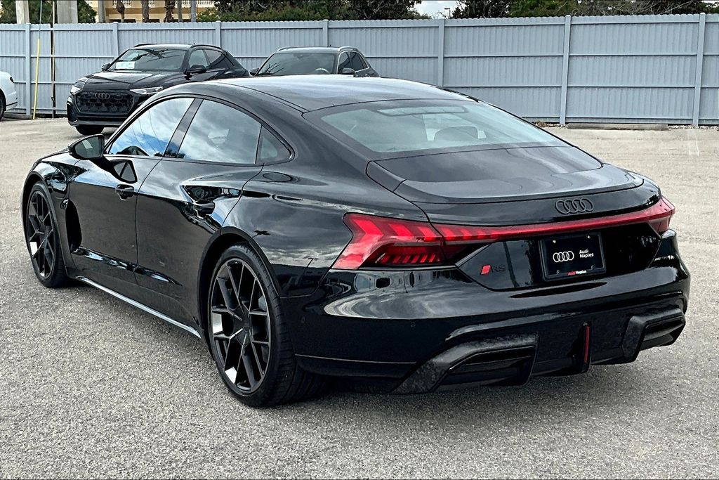 2026 Audi RS e-tron GT Performance Base - Photo 7